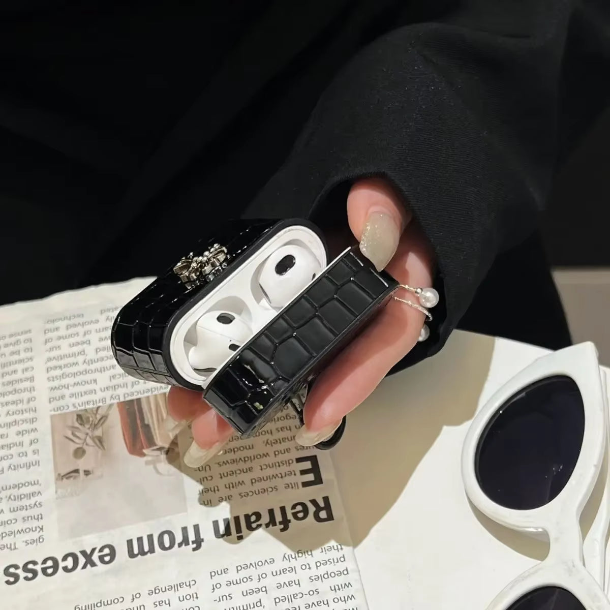 High-End Busines Sle Crocodile Pattern Leather Cross Heart Case for Airpod Air1/2 Airpod Pro1 2 3 4 Headphone Case with Keychain